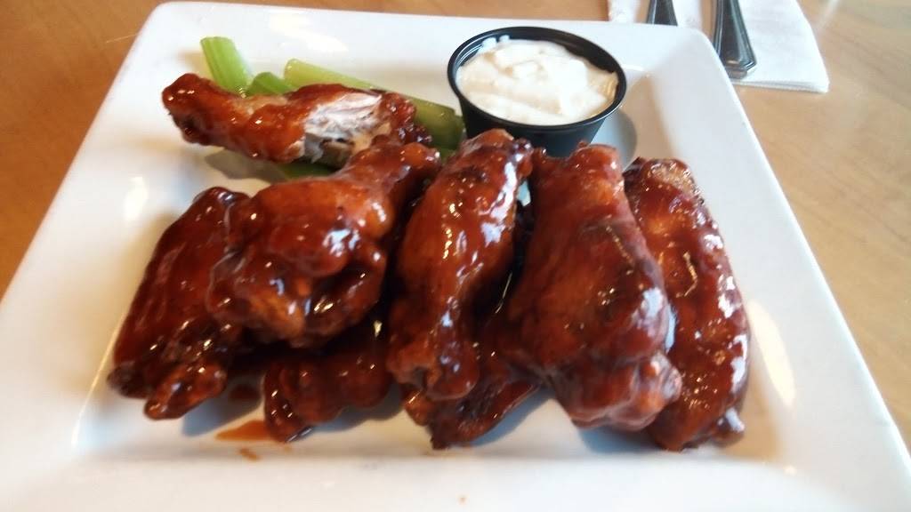 McLoones Bayonne Grille | restaurant | 400 NJ-440, Bayonne, NJ 07002, USA | 2018580500 OR +1 201-858-0500