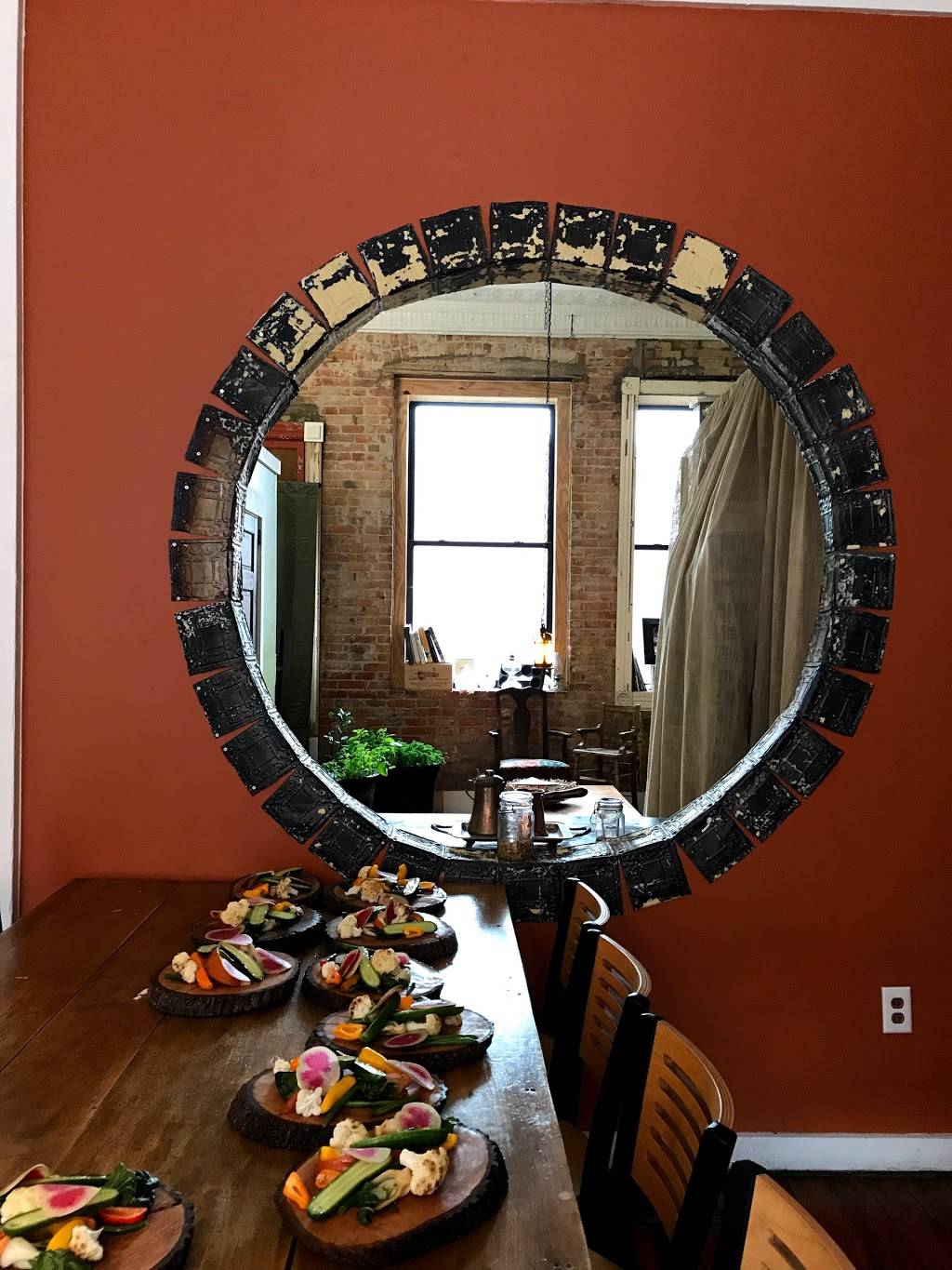 F.L.X. Table | restaurant | 22 Linden St, Geneva, NY 14456, USA | 3157303083 OR +1 315-730-3083