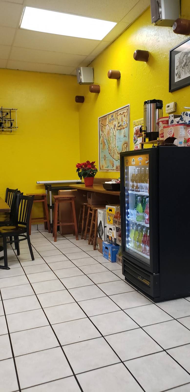 Birrieria y taqueria Apatzingan | restaurant | 3405 S Mooney Blvd, Visalia, CA 93277, USA | 5596368226 OR +1 559-636-8226