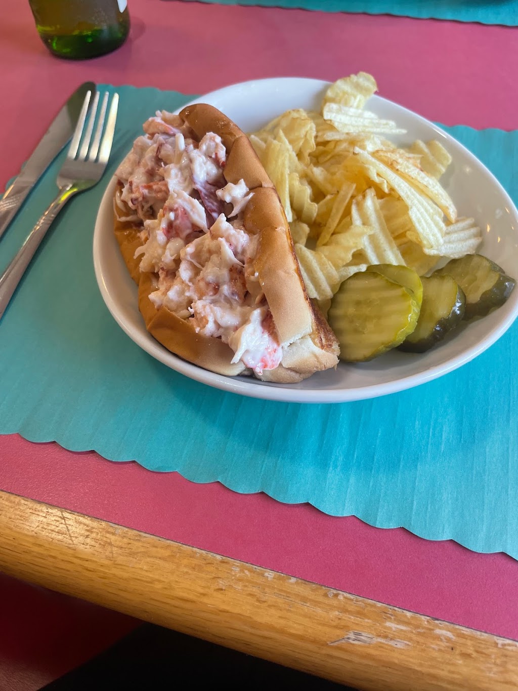 The Lobster Crate | restaurant | 95 County Rd, Perry, ME 04461, USA | 2078534822 OR +1 207-853-4822