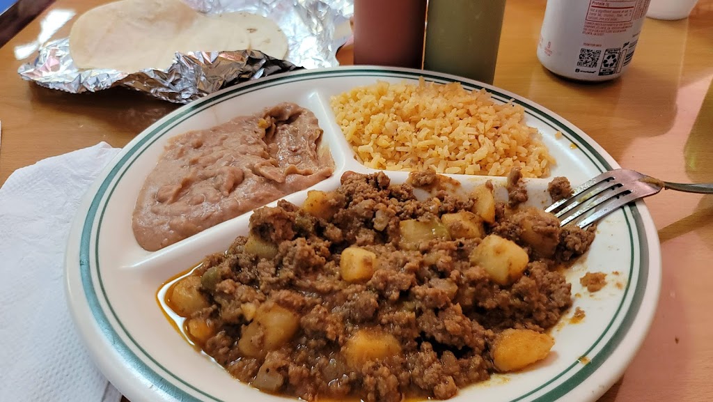 El Taquito | restaurant | 1422 Airway Blvd, El Paso, TX 79925, USA | 9157787170 OR +1 915-778-7170