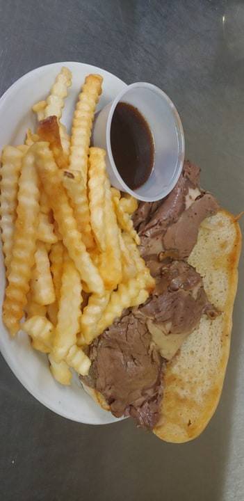 Gussys Bar and Grill | restaurant | 28648 IA-92, Ainsworth, IA 52201, USA | 3196572006 OR +1 319-657-2006