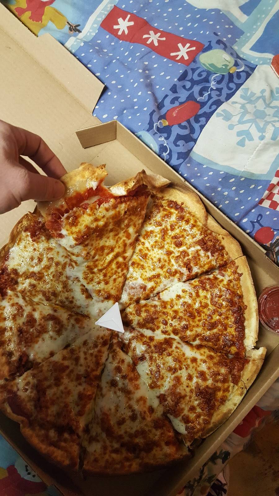 Pizza King | restaurant | 18 Saratoga Dr, Batesville, IN 47006, USA | 8129325464 OR +1 812-932-5464