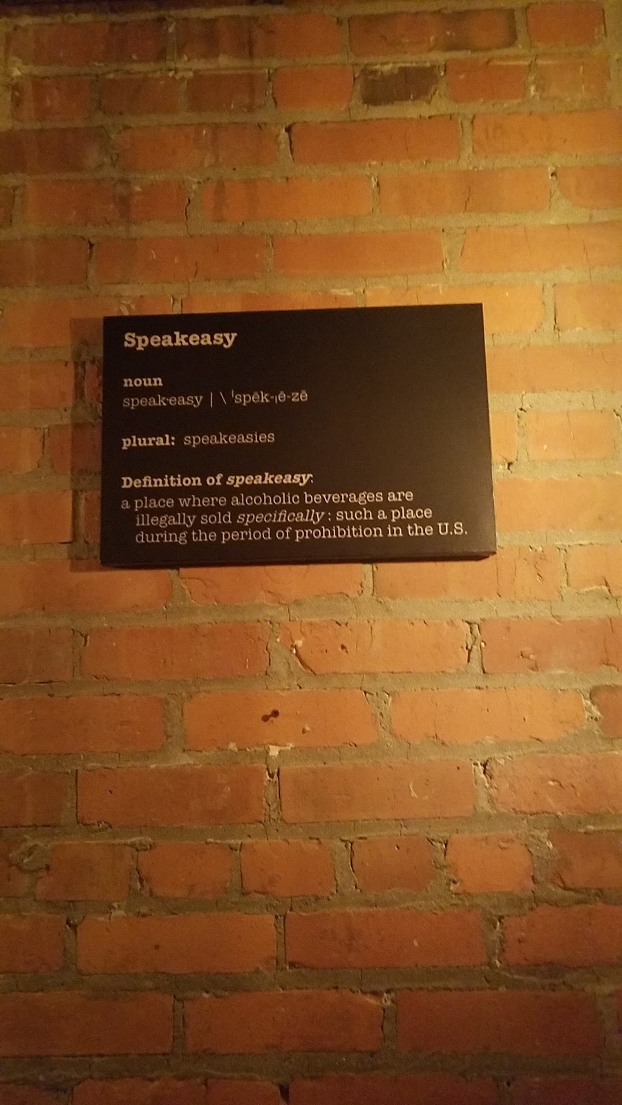 Club 300 | restaurant | 300 E Main St, Anoka, MN 55303, USA | 7633310878 OR +1 763-331-0878