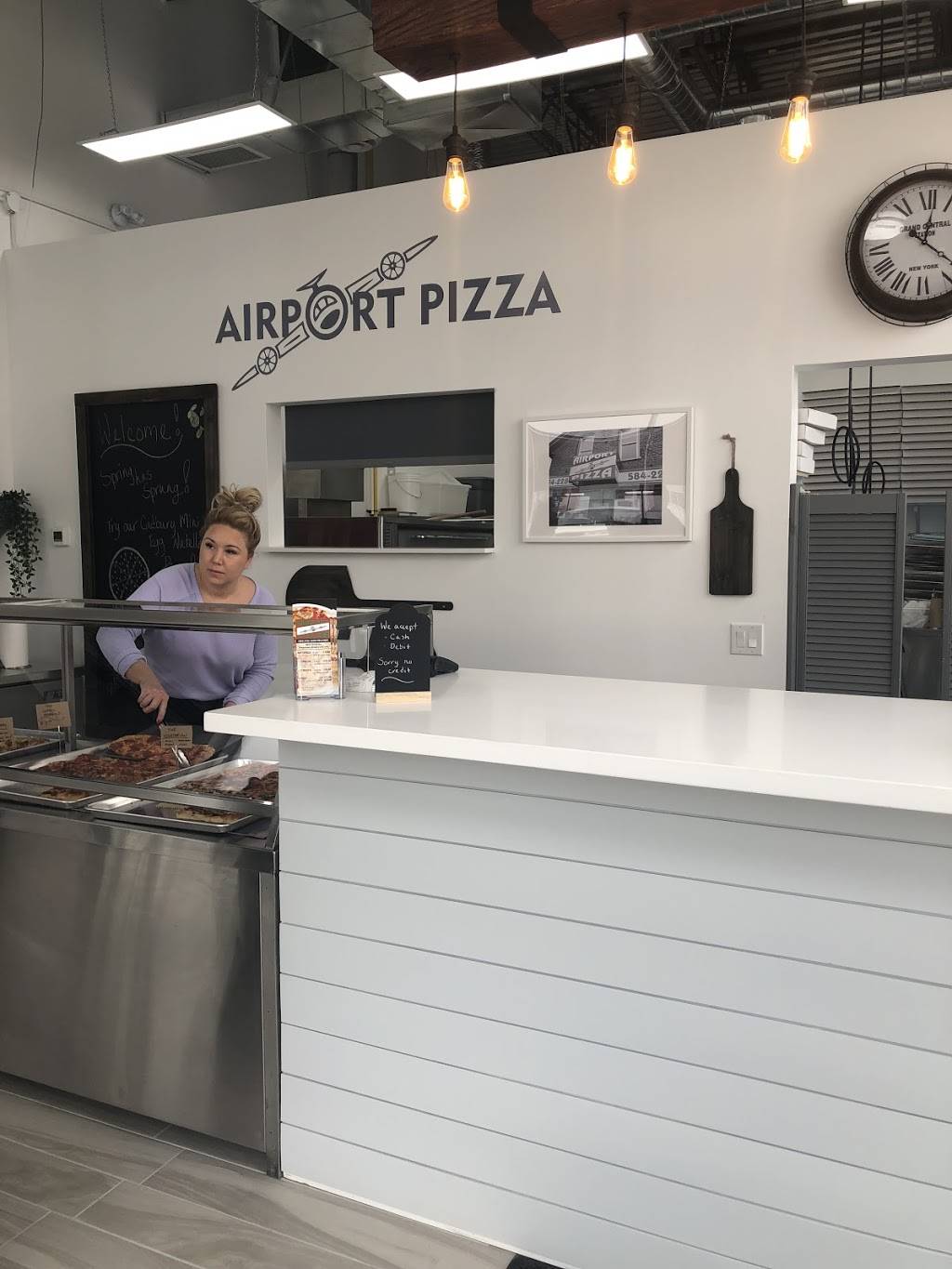 Airport Pizza Tottenham | restaurant | 6670 3rd Line Unit D, Tottenham, ON L0G 1W0, Canada | 9059363600 OR +1 905-936-3600