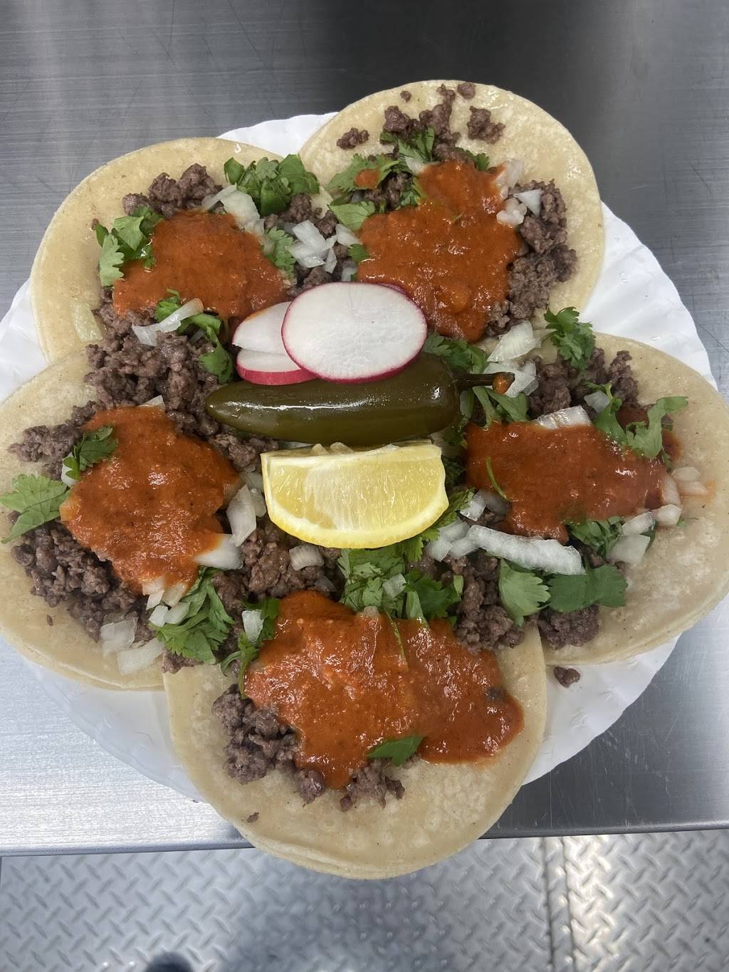 Tacos Traficantes Taco Truck | restaurant | 1081 Lander Ave, Turlock, CA 95380, USA | 2094170366 OR +1 209-417-0366