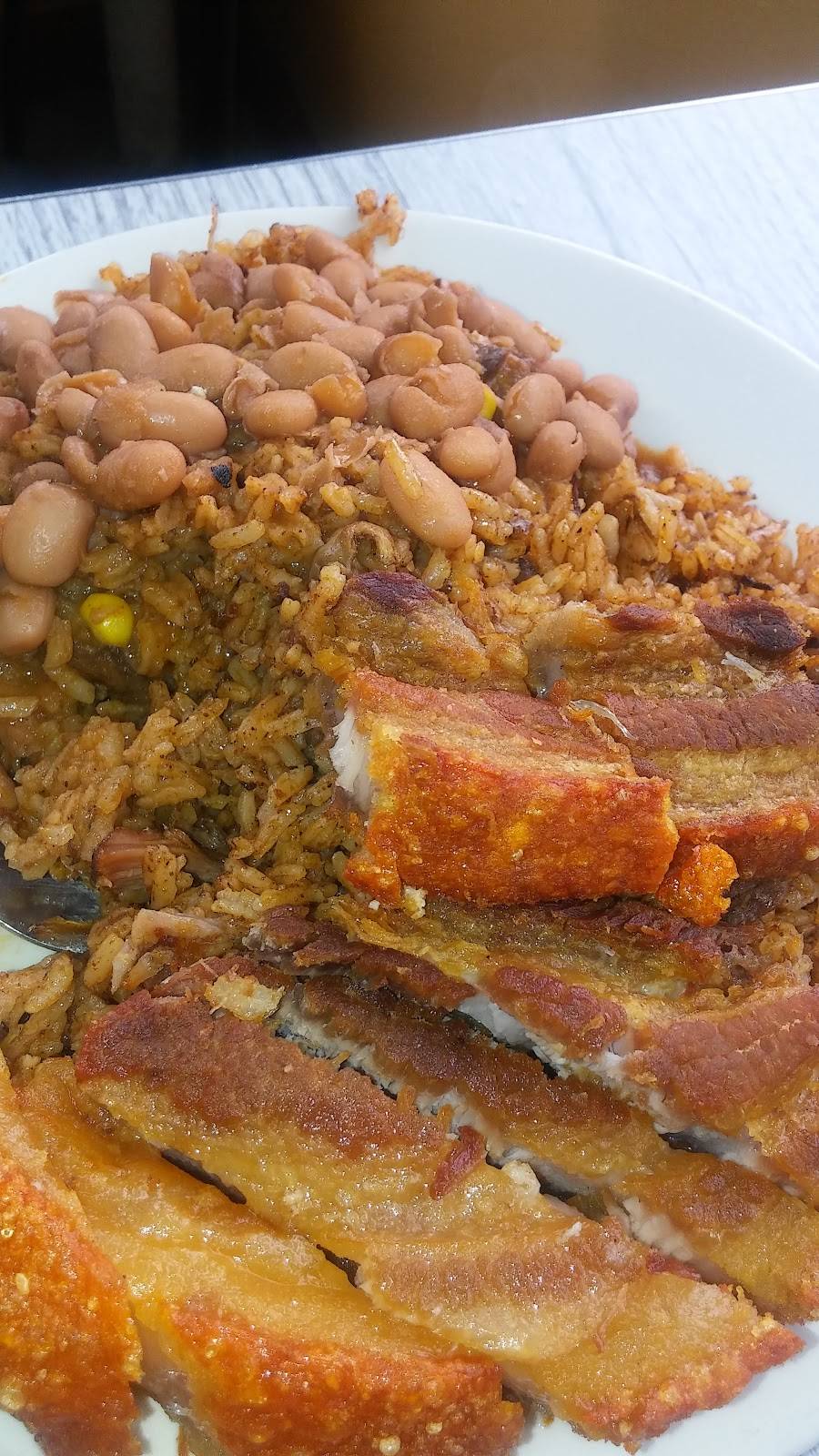 Danias Restaurant | restaurant | 423 Orange St, Newark, NJ 07107, USA | 9734827917 OR +1 973-482-7917