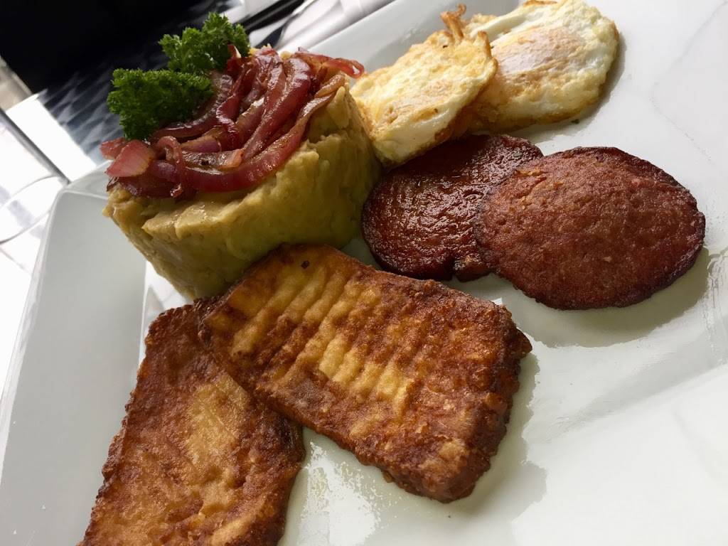 Casa Restaurant & Lounge | restaurant | 3607 E Tremont Ave, Bronx, NY 10465, USA | 7187922272 OR +1 718-792-2272