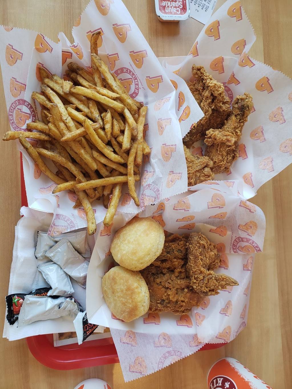 Popeyes Louisiana Kitchen | restaurant | 1502 Richmond Rd, Williamsburg, VA 23185, USA | 7573450012 OR +1 757-345-0012