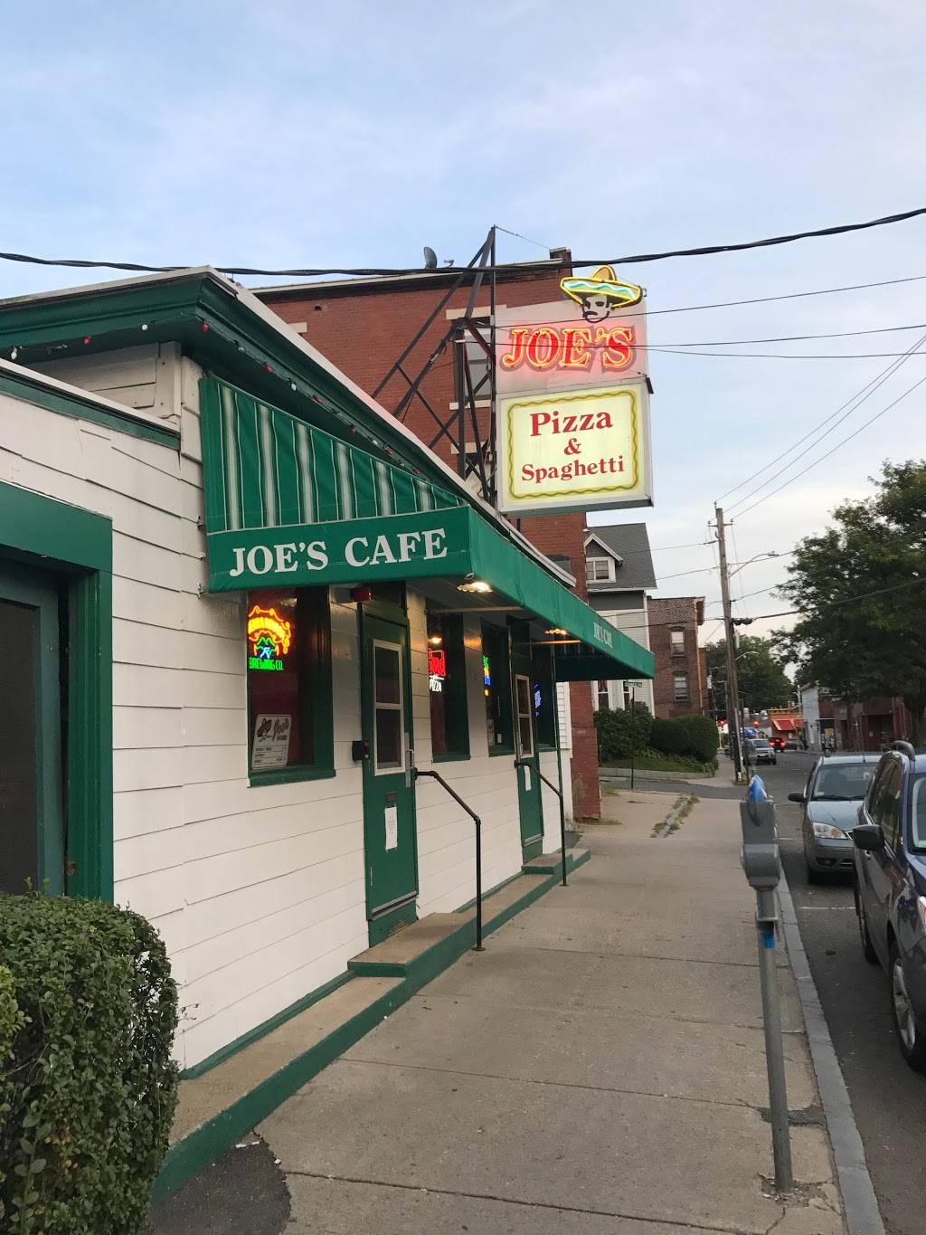 Joes Spaghetti & Pizza | restaurant | 33 Market St, Northampton, MA 01060, USA | 4135865637 OR +1 413-586-5637