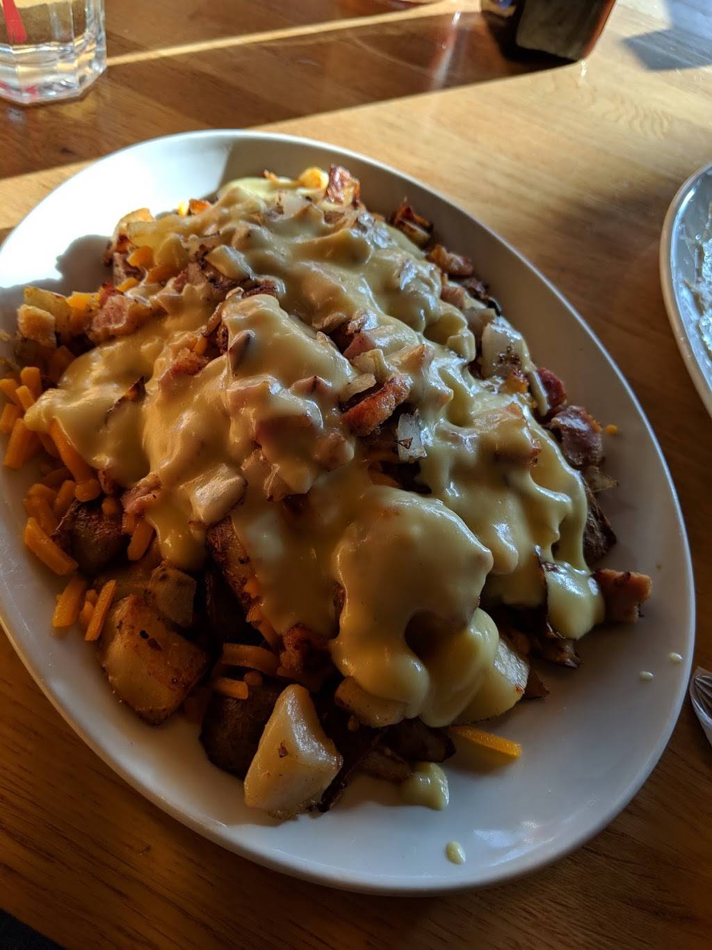 Sunset Grill | restaurant | 101-5949 Baldwin St S, Whitby, ON L1M 2J7, Canada | 9056559600 OR +1 905-655-9600