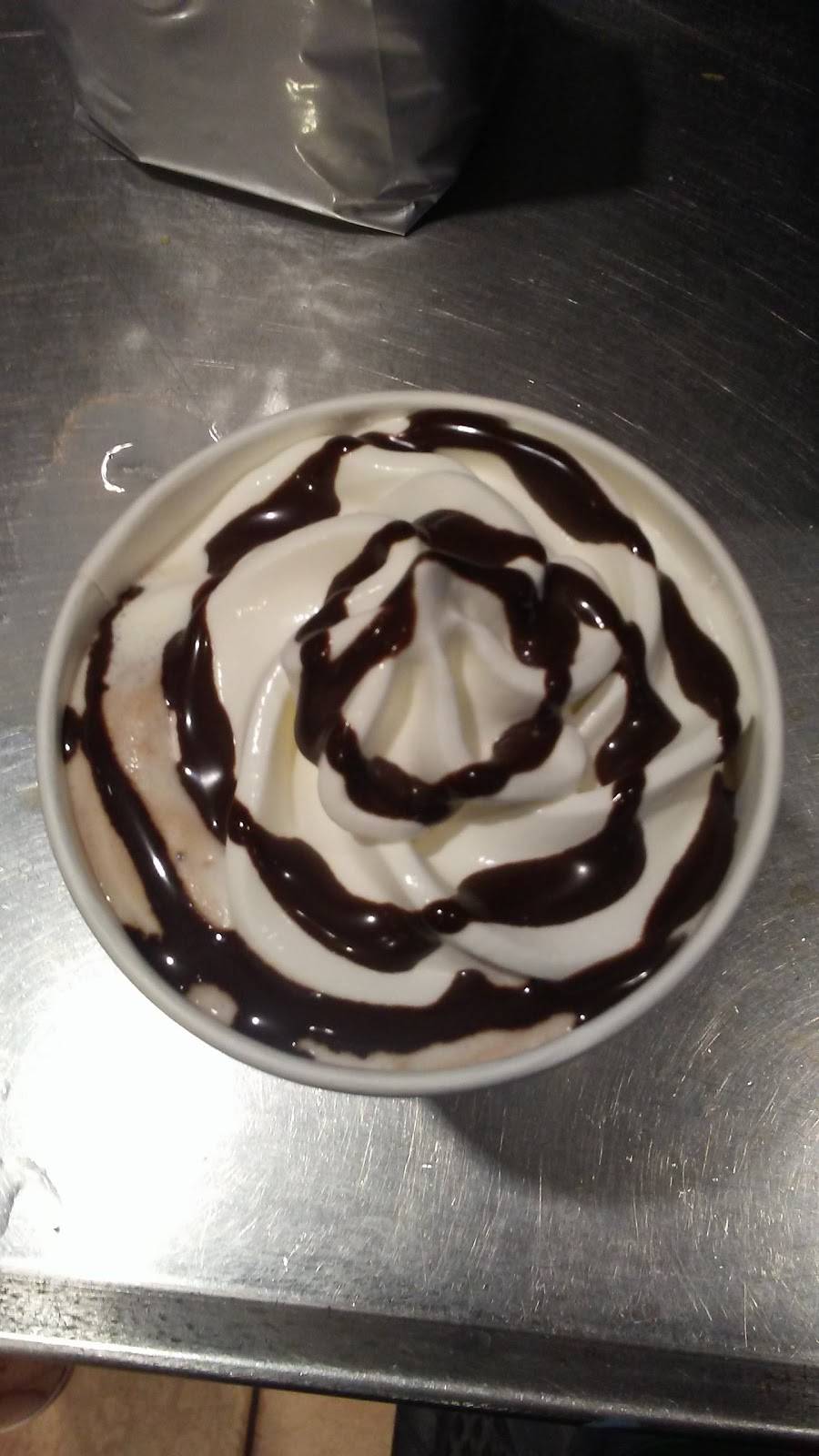 Starbucks | cafe | 4400 Shelbyville Rd, Louisville, KY 40207, USA | 5028991210 OR +1 502-899-1210