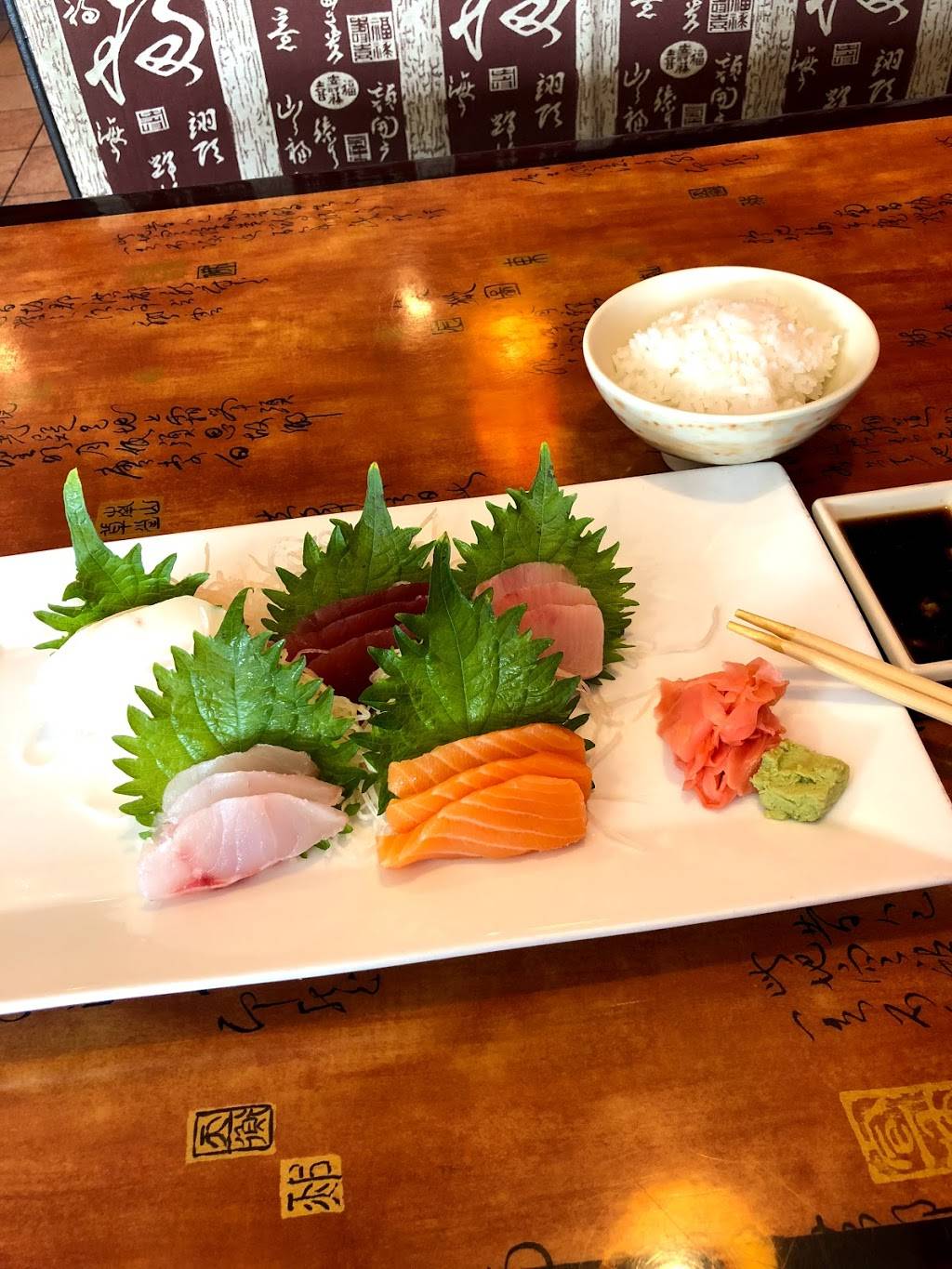 Kabuto Sushi and Teppanyaki | restaurant | 1836 Abbey Rd, Charlottesville, VA 22911, USA | 4349731585 OR +1 434-973-1585