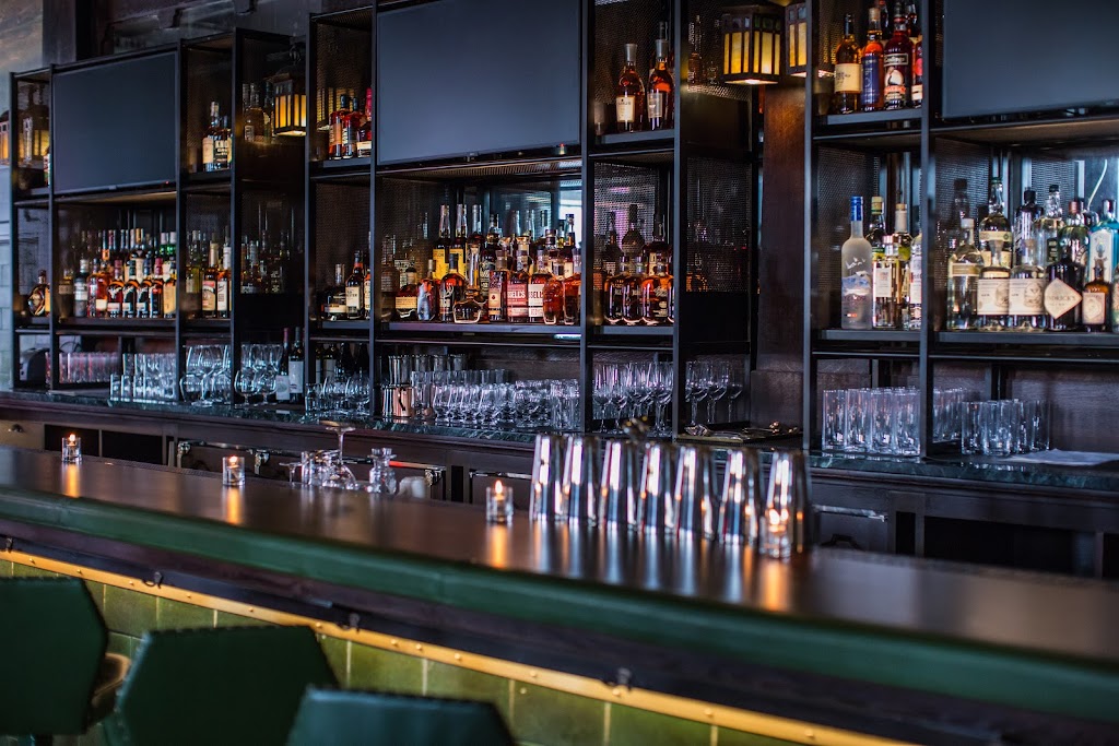 The Savoy at 21c | restaurant | 219 W 9th St, Kansas City, MO 64105, USA | 8164434260 OR +1 816-443-4260