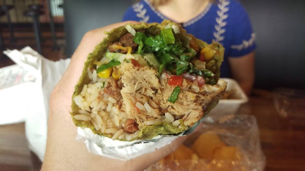 Bullritos | restaurant | 1820 E NASA Pkwy, Houston, TX 77058, USA | 2813330300 OR +1 281-333-0300