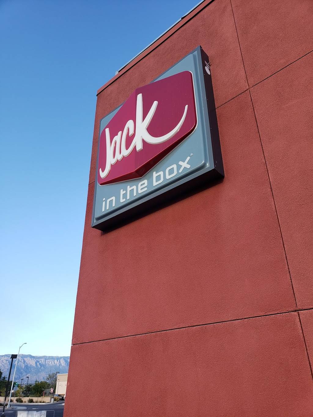 Jack in the Box | restaurant | 10100 Central Ave SE, Albuquerque, NM 87123, USA | 5053329282 OR +1 505-332-9282