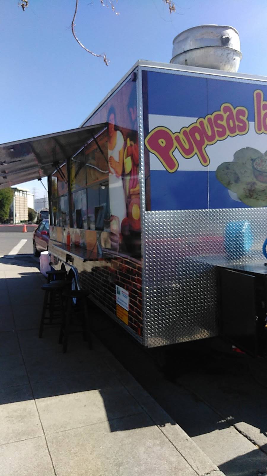 Pupusas La Sabrosa | restaurant | 1899-1885 Bay Rd, East Palo Alto, CA 94303, USA | 4086616263 OR +1 408-661-6263