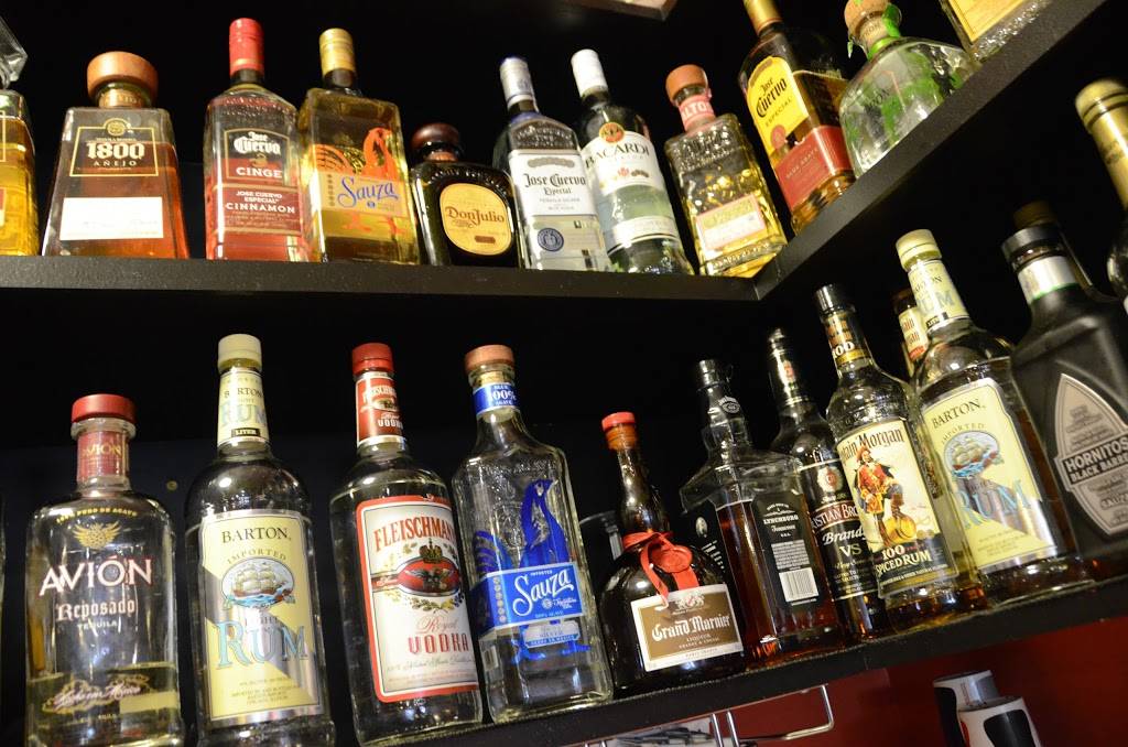 Adobos Mexican Grill | restaurant | 756 Main St, Dubuque, IA 52001, USA | 5635564407 OR +1 563-556-4407