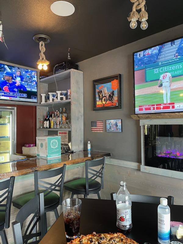 lil bass hole | restaurant | 14160 Hwy P, Gravois Mills, MO 65037, USA | 5732073994 OR +1 573-207-3994