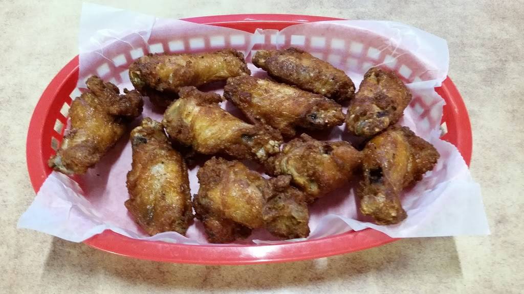 Rachel & Rays Pub/Hotel Blanchard | restaurant | 308 S Main St, Blanchardville, WI 53516, USA | 6085234888 OR +1 608-523-4888