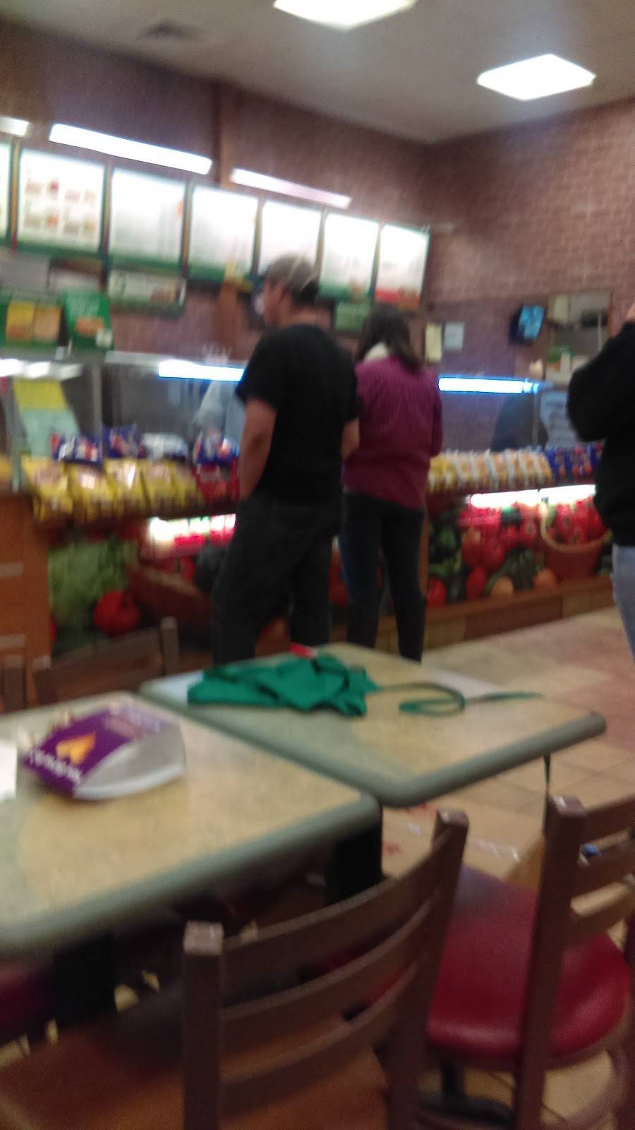 Subway | restaurant | 1010 N Cumberland St, Lebanon, TN 37087, USA | 6154533823 OR +1 615-453-3823