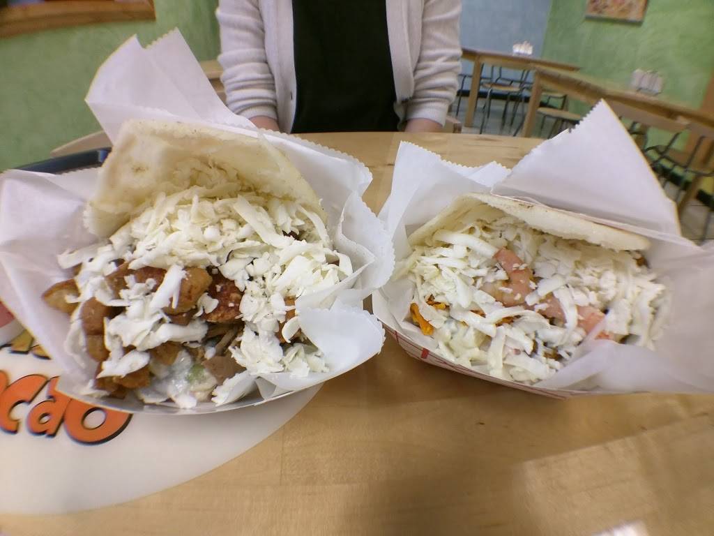 Arepas El Cacao 4 | restaurant | Hunter Creek Plaza, 4115 Town Center Blvd, Orlando, FL 32837, USA | 3217328485 OR +1 321-732-8485