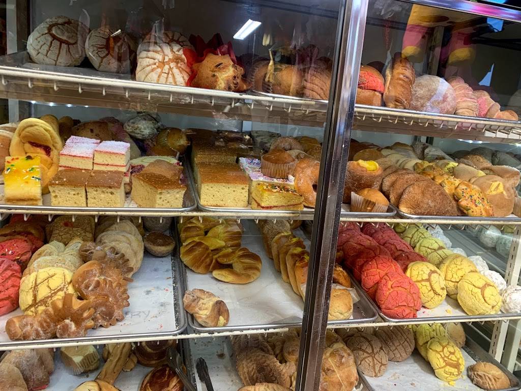 Mercado Latino Don Toro | restaurant | 15 Weems Ln, Winchester, VA 22601, USA | 5403233938 OR +1 540-323-3938