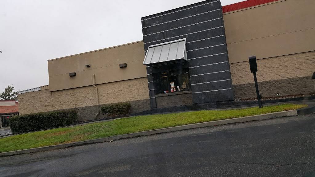 Burger King | restaurant | 1403 Freedom Blvd, Watsonville, CA 95076, USA | 8317282496 OR +1 831-728-2496