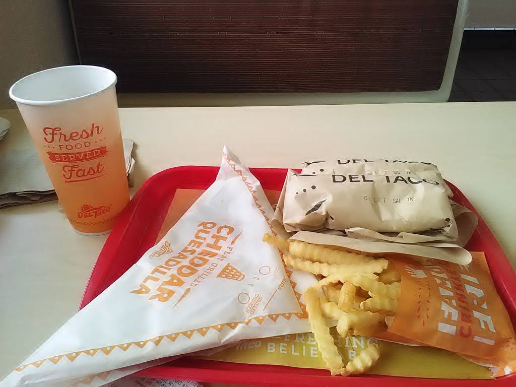 Del Taco | meal takeaway | 1740 E Dyer Rd, Santa Ana, CA 92705, USA | 9492504716 OR +1 949-250-4716