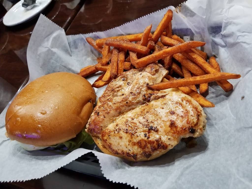 Joes Sports Bar & Grill | restaurant | 11950 Jones Bridge Rd, Alpharetta, GA 30005, USA | 7706741189 OR +1 770-674-1189