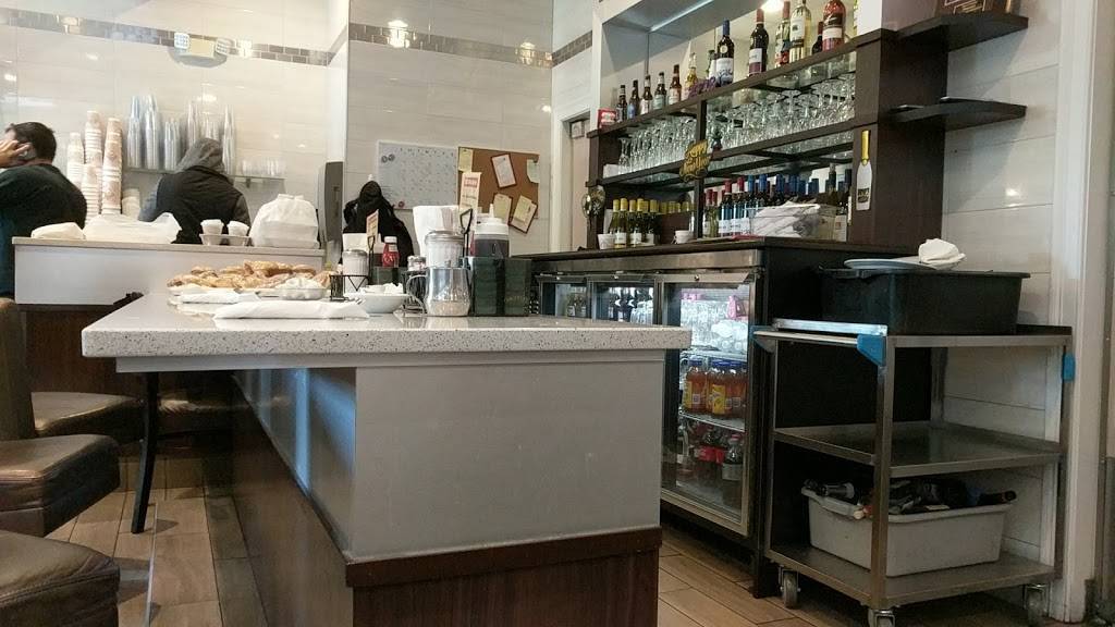 Pops Family Restaurant | restaurant | 134 Old Gate Ln, Milford, CT 06460, USA | 2038761210 OR +1 203-876-1210