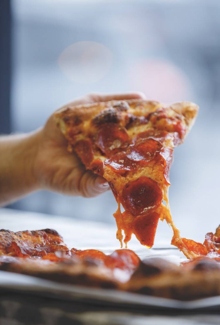 Magpies Gourmet Pizza | restaurant | 105 S Houghton Rd, Tucson, AZ 85748, USA | 5207519949 OR +1 520-751-9949