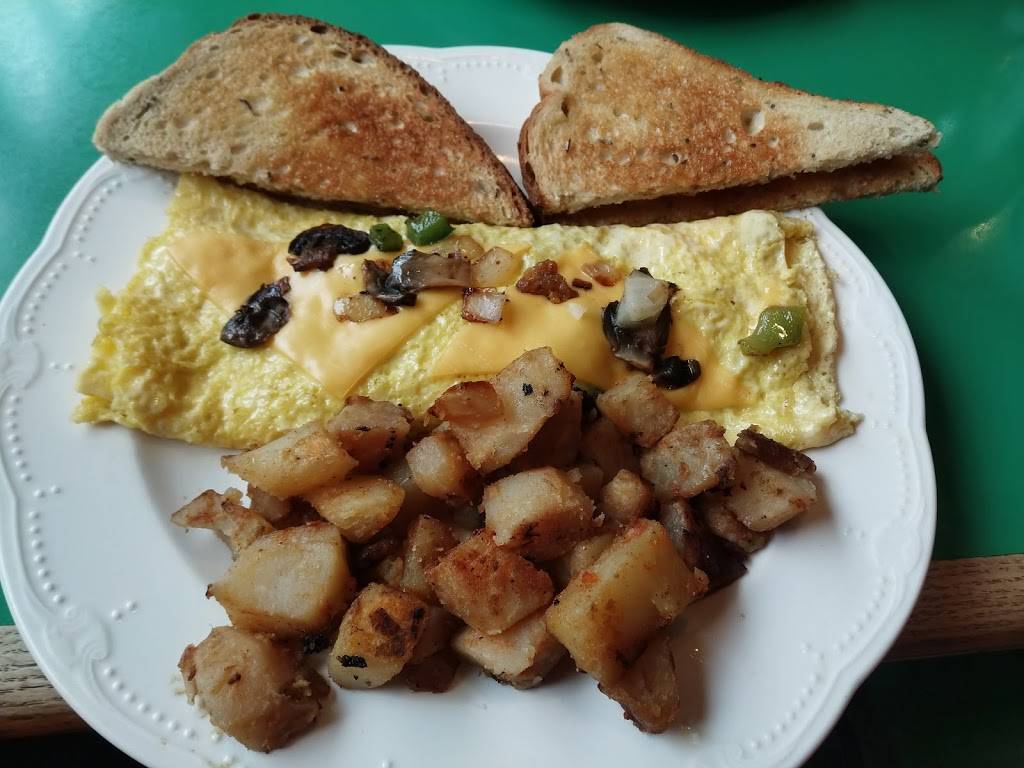 Goodman Family Restaurant | restaurant | 495 Goodman St N, Rochester, NY 14609, USA | 5855466002 OR +1 585-546-6002