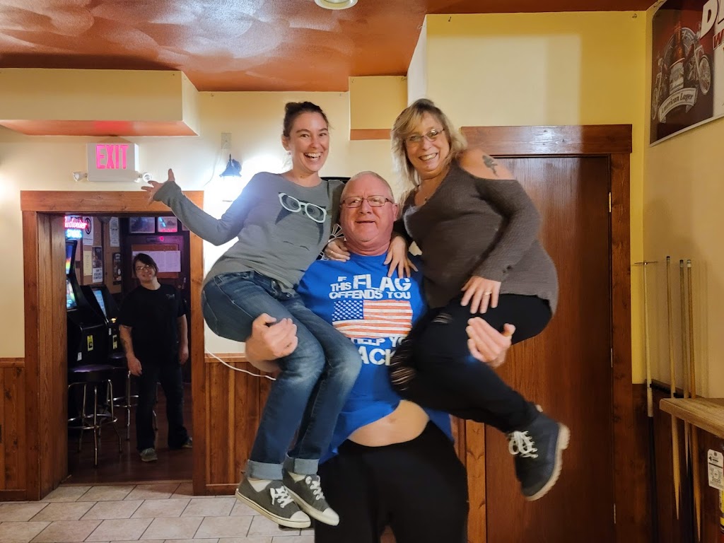 The Depot Bar | restaurant | 1315 17th St, Monroe, WI 53566, USA | 6083254380 OR +1 608-325-4380