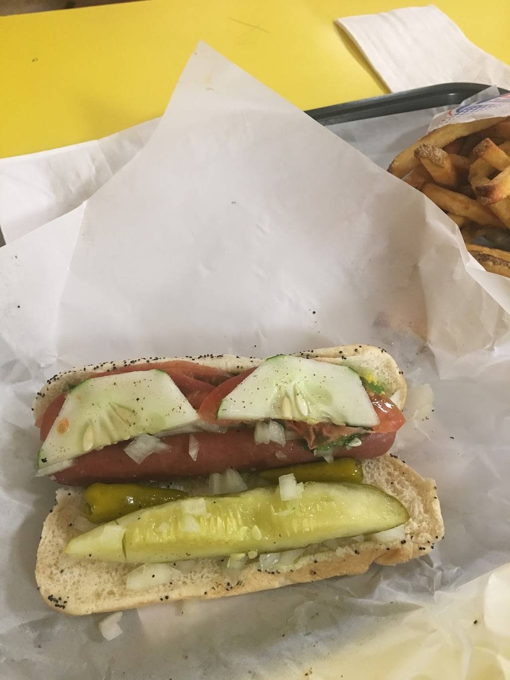 Jodys Hot Dogs | restaurant | 326 Republic Ave, Joliet, IL 60435, USA | 8157290251 OR +1 815-729-0251