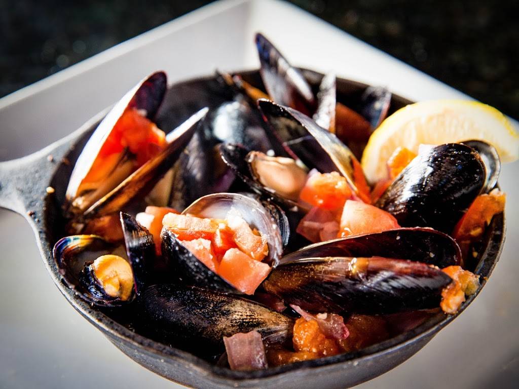 Reilleys North End Pub | restaurant | 95 Mathews Dr #3734, Hilton Head Island, SC 29926, USA | 8436814153 OR +1 843-681-4153