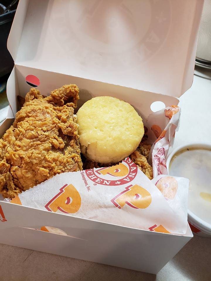 Popeyes Louisiana Kitchen | restaurant | 448 W Main St, Stamford, CT 06902, USA | 2032747381 OR +1 203-274-7381