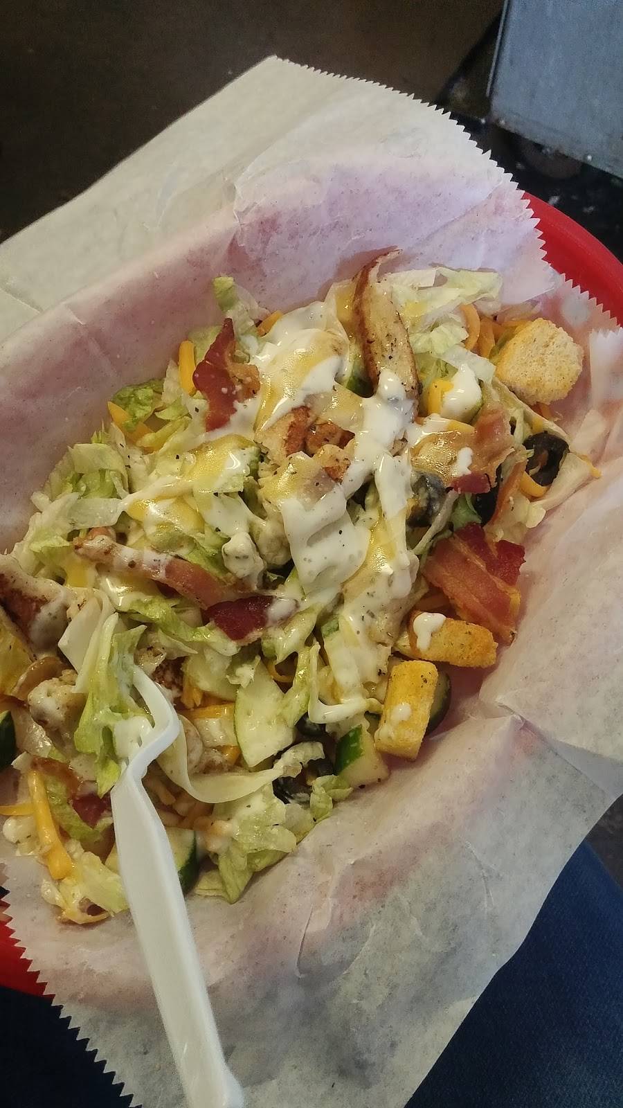 Mikes Deli | restaurant | 2101 S Combee Rd, Lakeland, FL 33801, USA | 8636672300 OR +1 863-667-2300