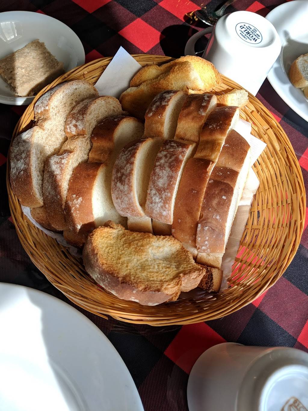 Cabane A Sucre Constantin | restaurant | 1054 Boulevard Arthur-Sauvé, Saint-Eustache, QC J7R 4K3, Canada | 4504732374 OR +1 450-473-2374