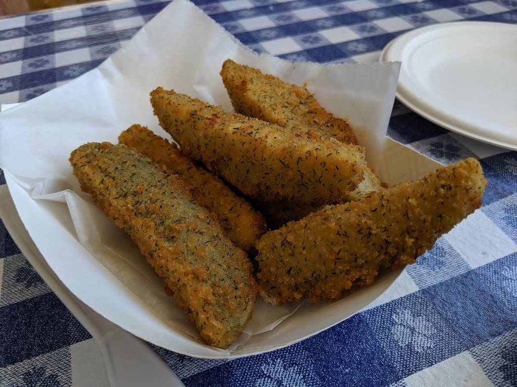 Gus’s World Famous Fried Chicken | restaurant | 31105 Woodward Ave, Royal Oak, MI 48073, USA | 2486774433 OR +1 248-677-4433