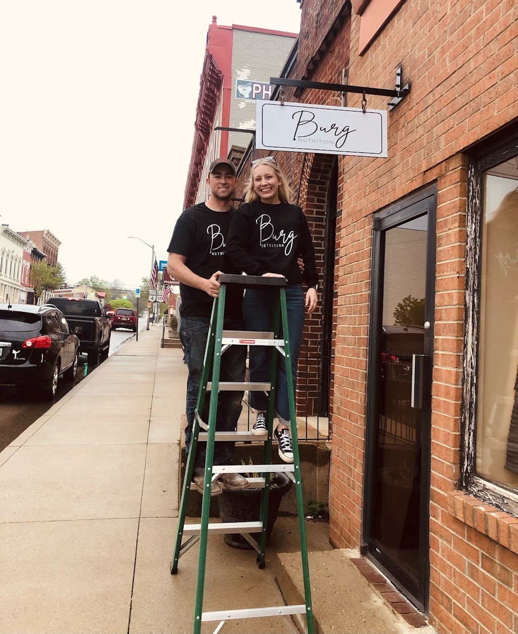 Burg Nutrition | restaurant | 32 S Main St, Mechanicsburg, OH 43044, USA | 9373607610 OR +1 937-360-7610