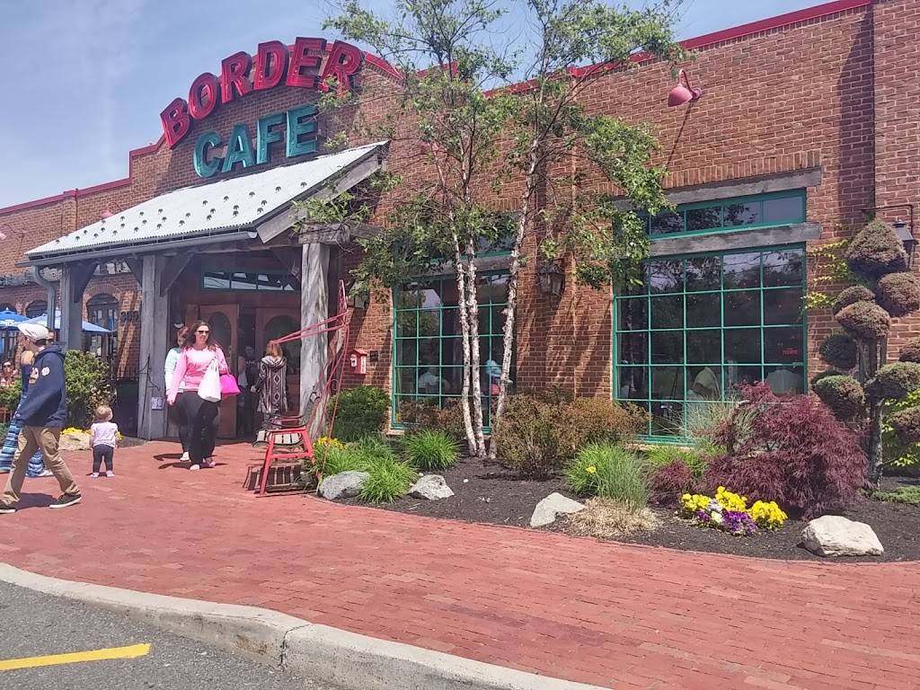 Shops at Saugus | shopping mall | 334 Broadway, US-1, Saugus, MA 01906, USA | 6107471200 OR +1 610-747-1200