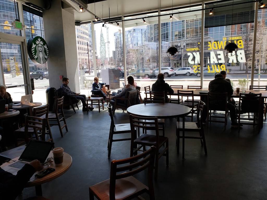 Starbucks | cafe | 1000 N Glebe Rd, Arlington, VA 22201, USA | 5714236601 OR +1 571-423-6601