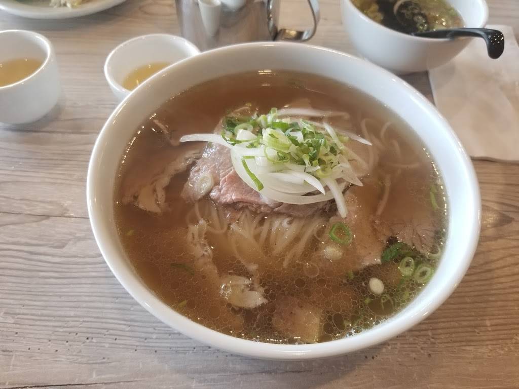 Pho Thi Noodle Soup Restaurant | restaurant | 1691 Merivale Rd, Nepean, ON K2G 4R2, Canada | 6132247687 OR +1 613-224-7687