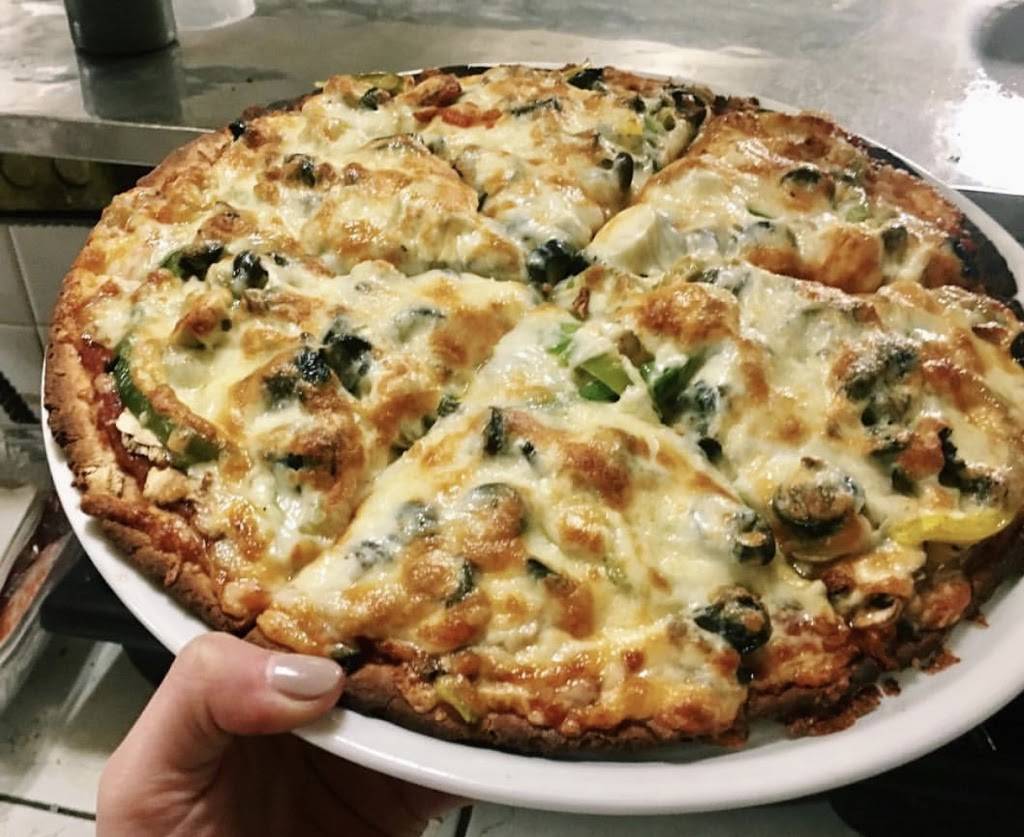 Napolis Restaurant Pizza & Pasta | restaurant | 81 Richmond Rd, Ottawa, ON K1Z 6V8, Canada | 6137281973 OR +1 613-728-1973