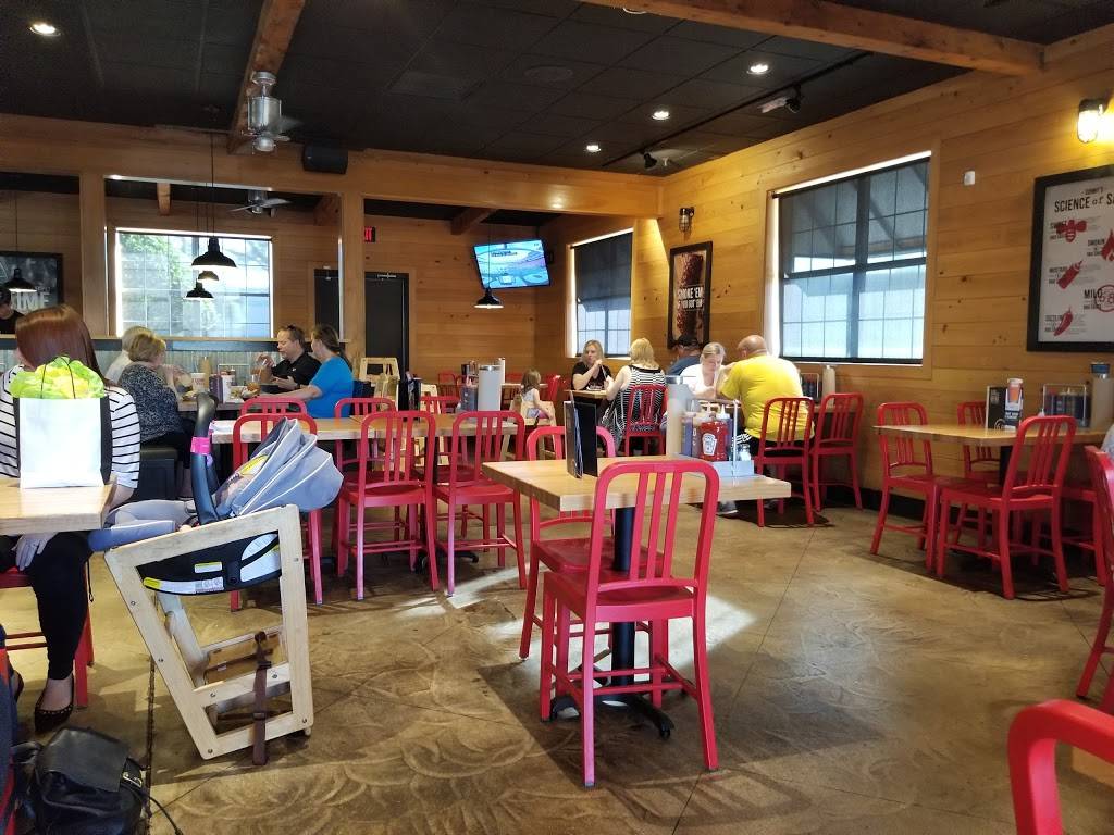 Sonnys BBQ | restaurant | 2210 E Semoran Blvd, Apopka, FL 32703, USA | 4078148888 OR +1 407-814-8888