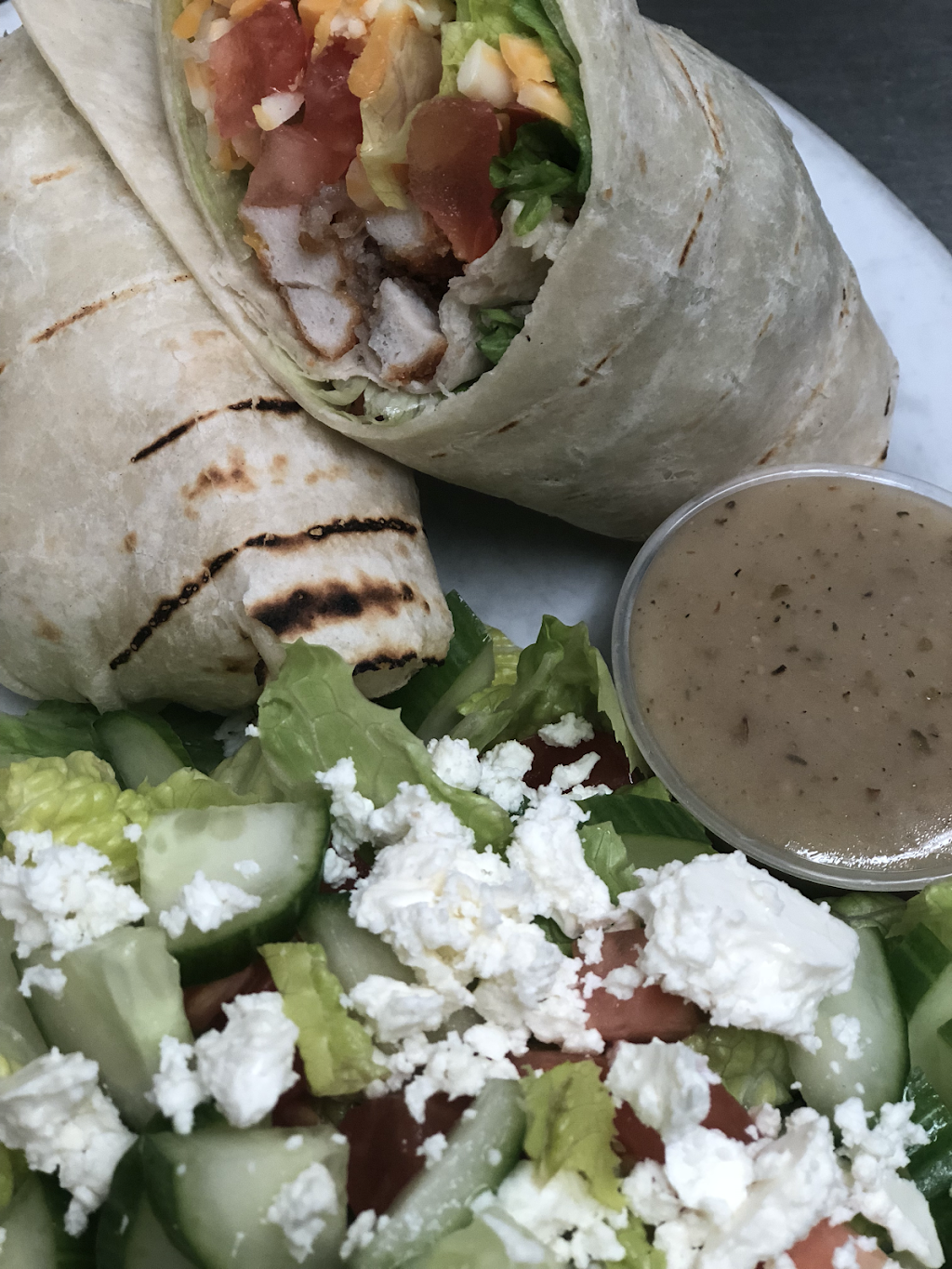 Marys place | restaurant | 1494 Dundas St, London, ON N5W 3B9, Canada | 5194524835 OR +1 519-452-4835