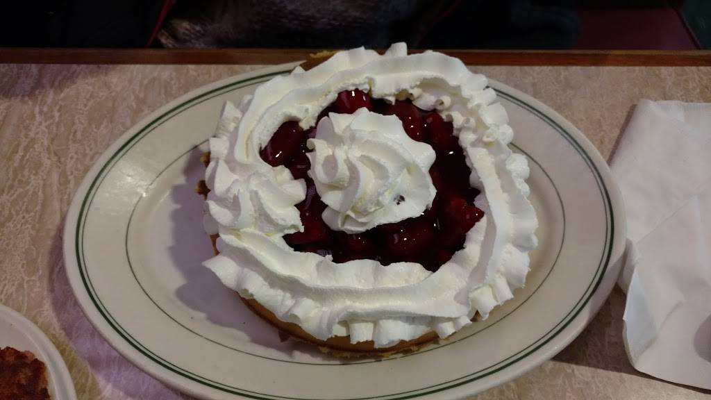 Rolling Meadows Restaurant | restaurant | 947 S Rolling Meadows Dr, Fond du Lac, WI 54937, USA | 9209229140 OR +1 920-922-9140