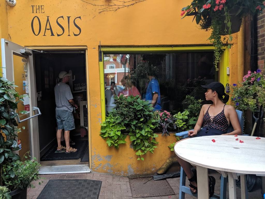 Oasis Bar & Grill | restaurant | 31 King St E, Cobourg, ON K9A 2M3, Canada | 9053726634 OR +1 905-372-6634