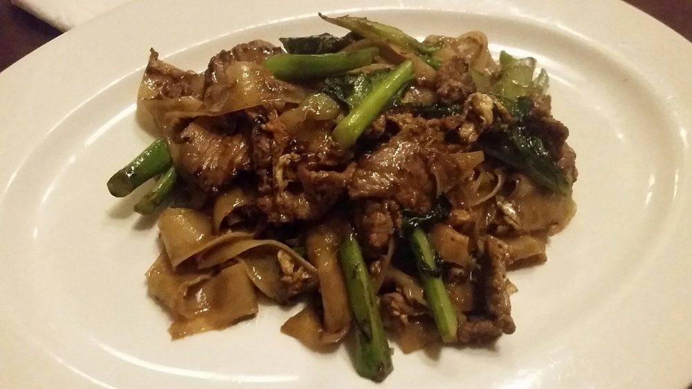 Thai Hut | restaurant | 104 N Glendale Ave, Glendale, CA 91206, USA | 8182459276 OR +1 818-245-9276